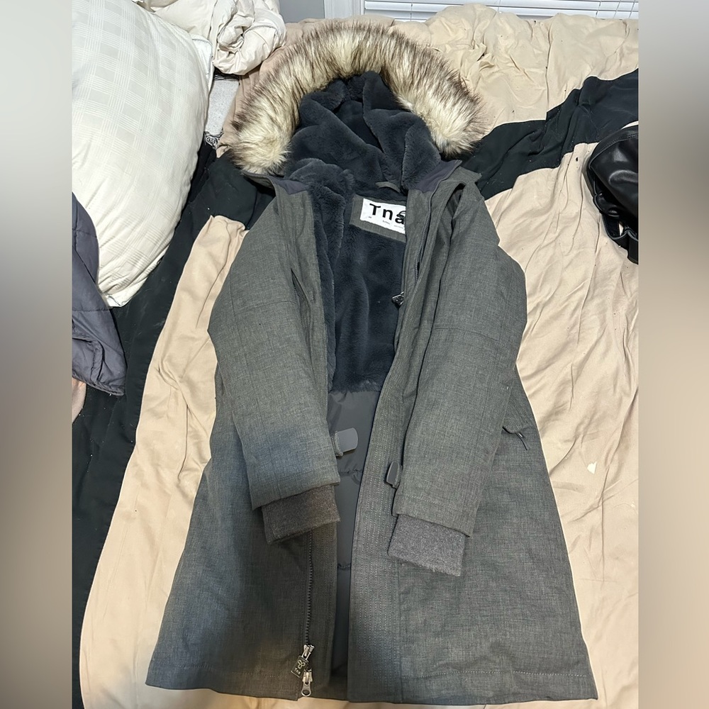 Aritzia tna parka size XS grey